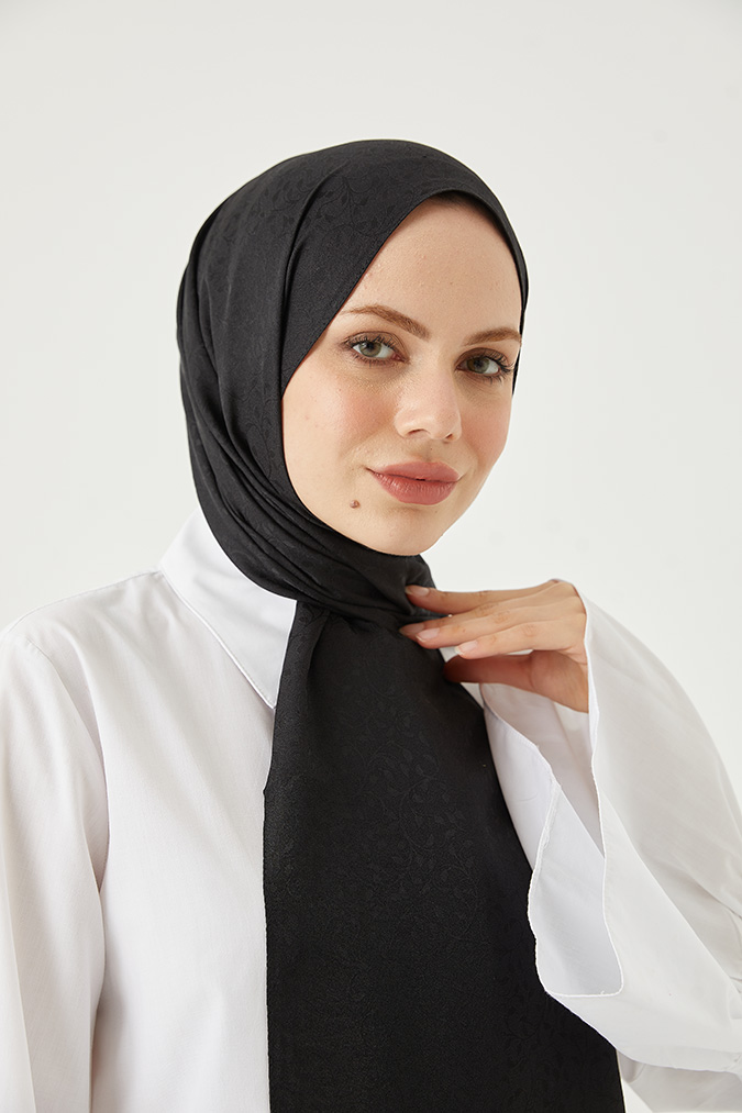 İpeksi Jakar Yaprak Desen